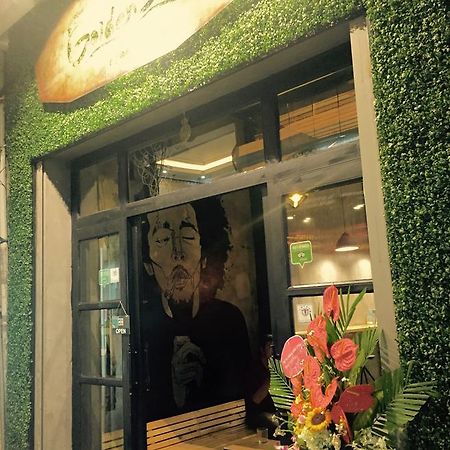Golden Snake Hostel Hanoi Exterior photo