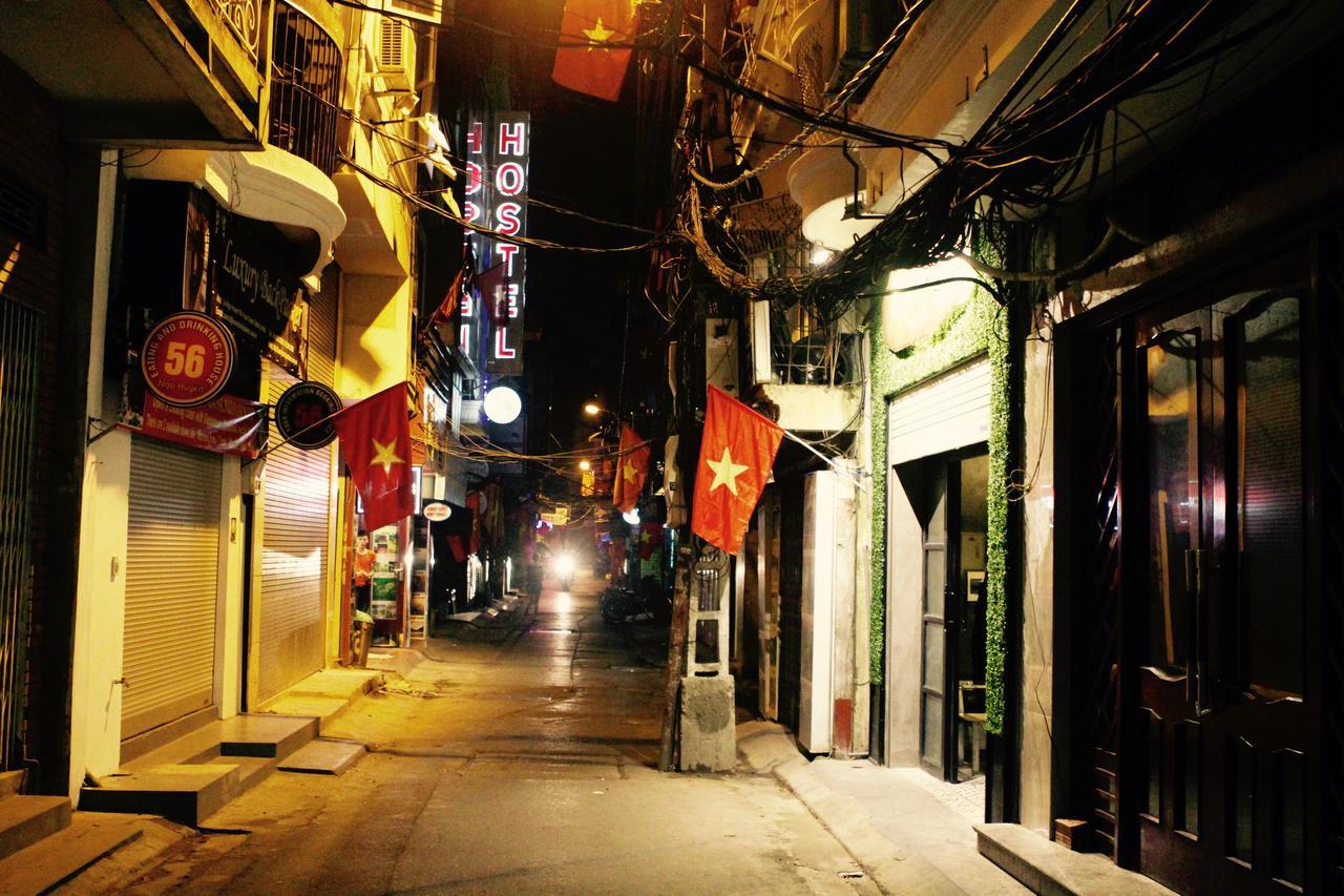 Golden Snake Hostel Hanoi Room photo
